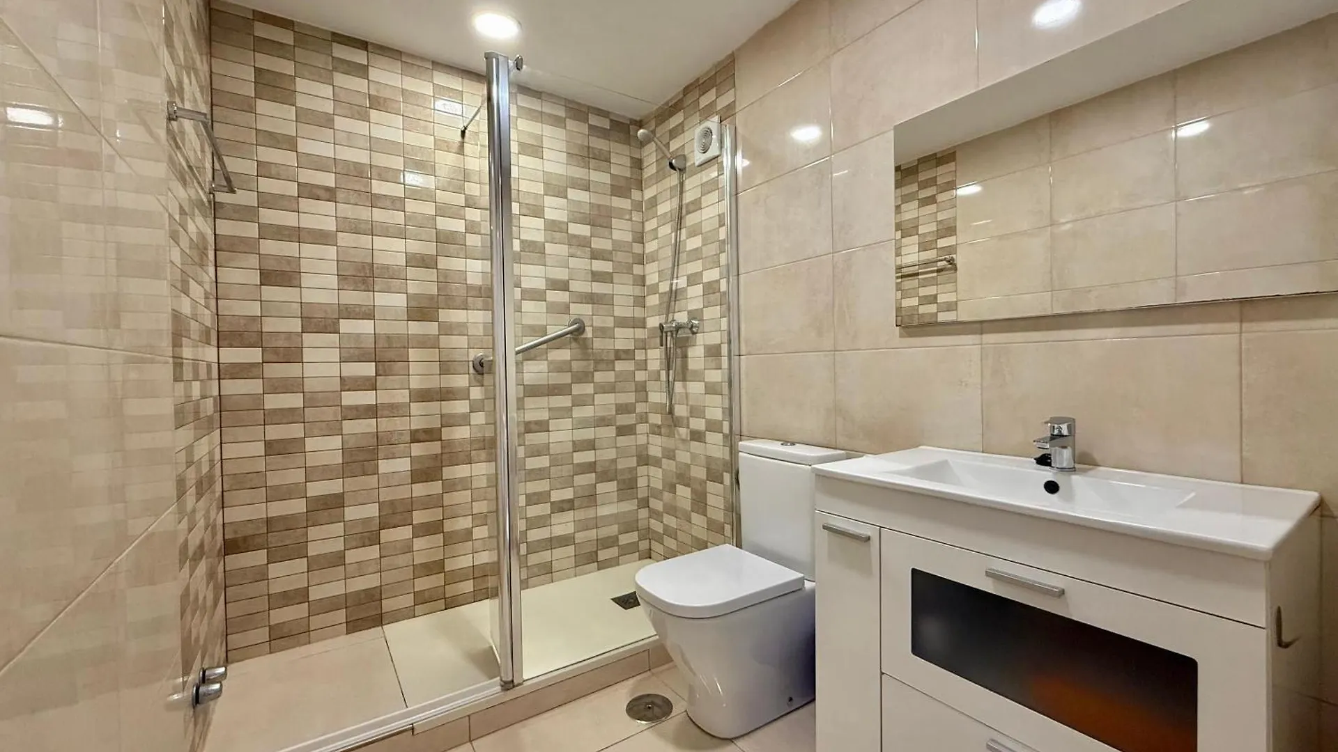 Lafrenchtouch - Acogedor Apartamento En El Puerto Fuengirola Appartement