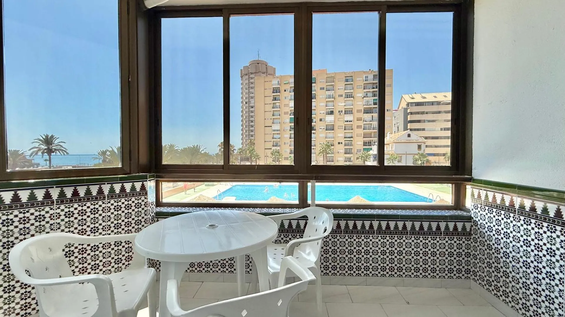 Lafrenchtouch - Acogedor Apartamento En El Puerto Fuengirola Spanje